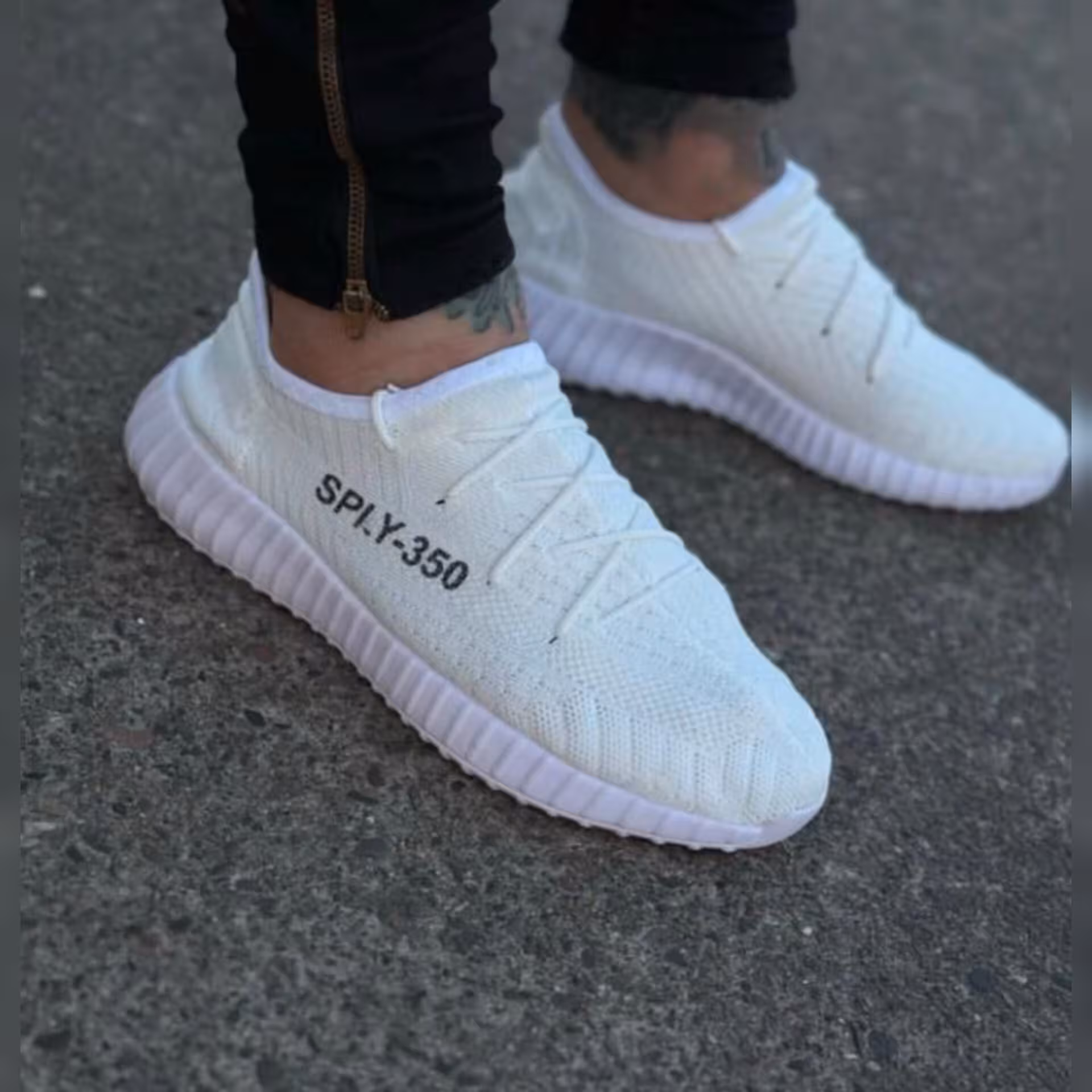 کفش کتونی یزی ادیدادس 350 مردانه 