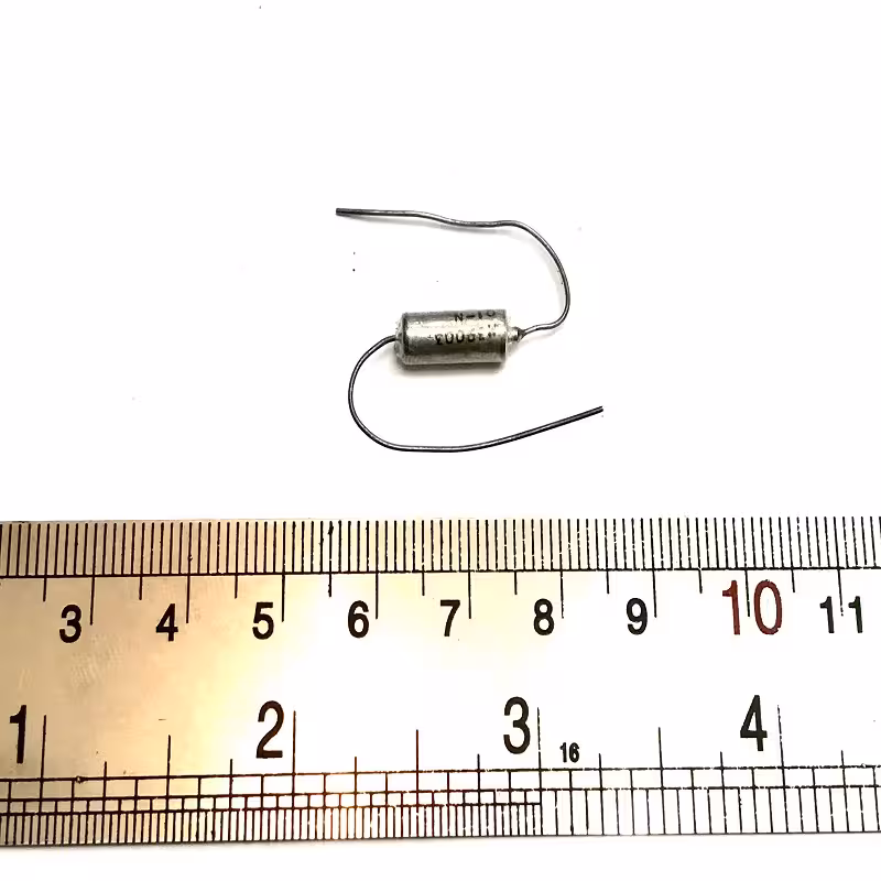 خازن تانتالیوم نظامی 10uf/20V