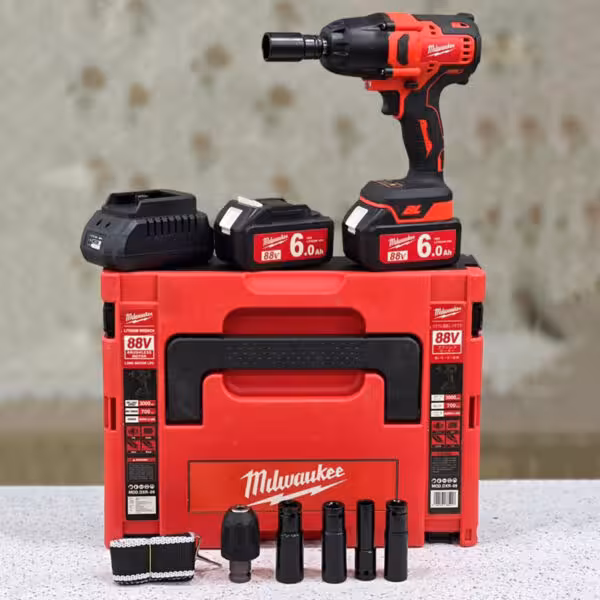 بکس شارژی براشلس میلواکی مدل MILWAUKEE88V