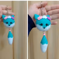 آویز کیف روباه دست بافت  یه کار جذاب  برا بچه ها  قابل سفارش به رنگ دلخواه  