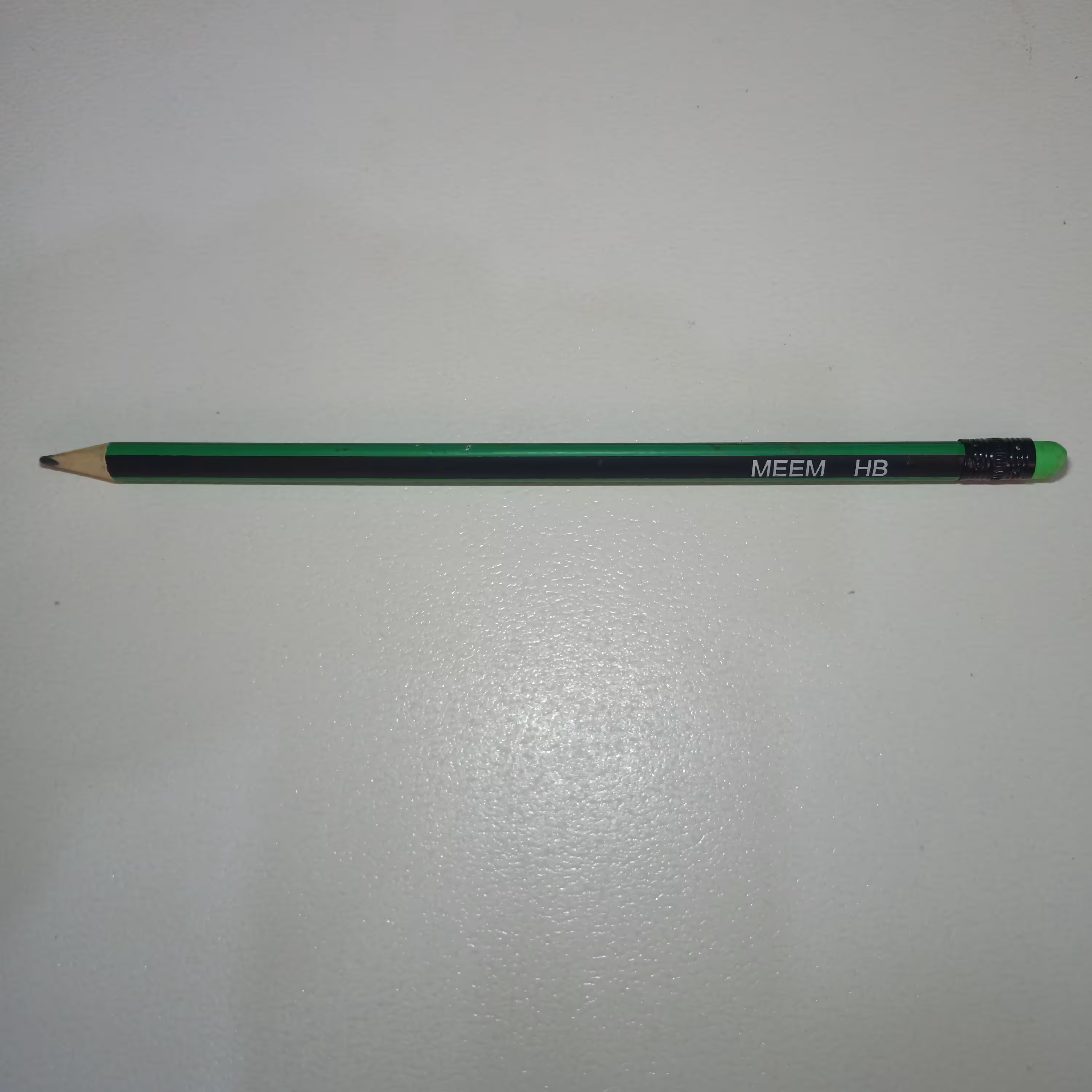 مداد سیاه پاکن دار