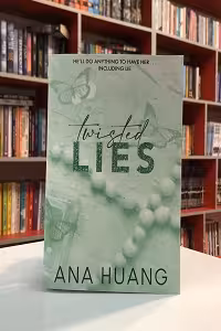 Twisted Lies اثر Ana Huang