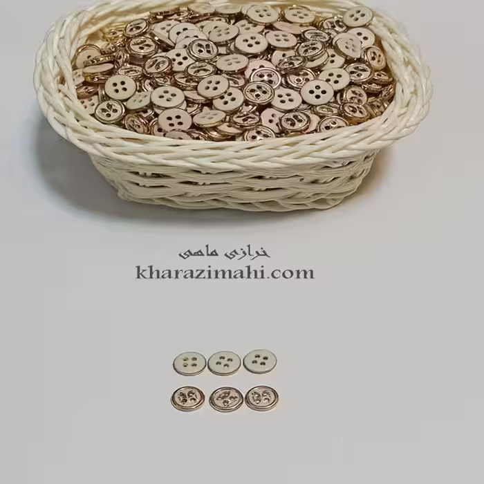 دکمه دور طلایی