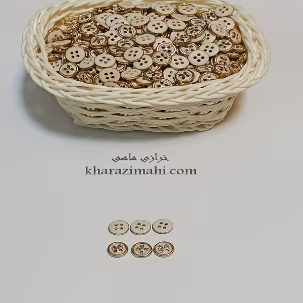 دکمه دور طلایی
