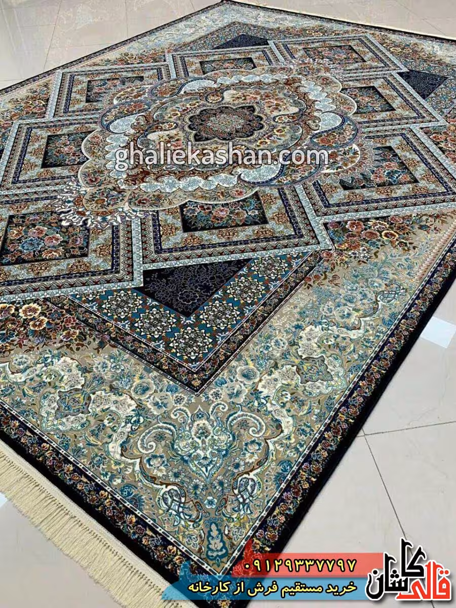 فرش 700 شانه خشتی طرح آرزو زمینه سرمه ای عقیق کاشان
