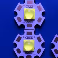 ال ای دی کری 29 وات 3 ولت نور سفید غیر اورجینال XHP70.2