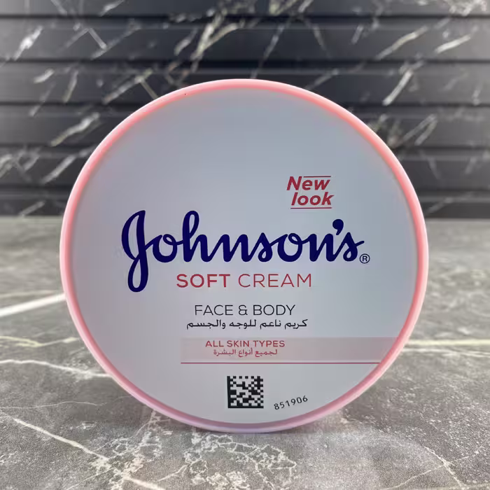 کرم مرطوب کننده جانسون Johnsons حجم 200 میل