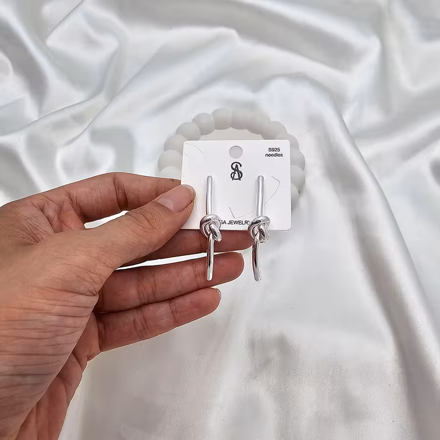 گوشواره ی مدل گره آبکاری نقره