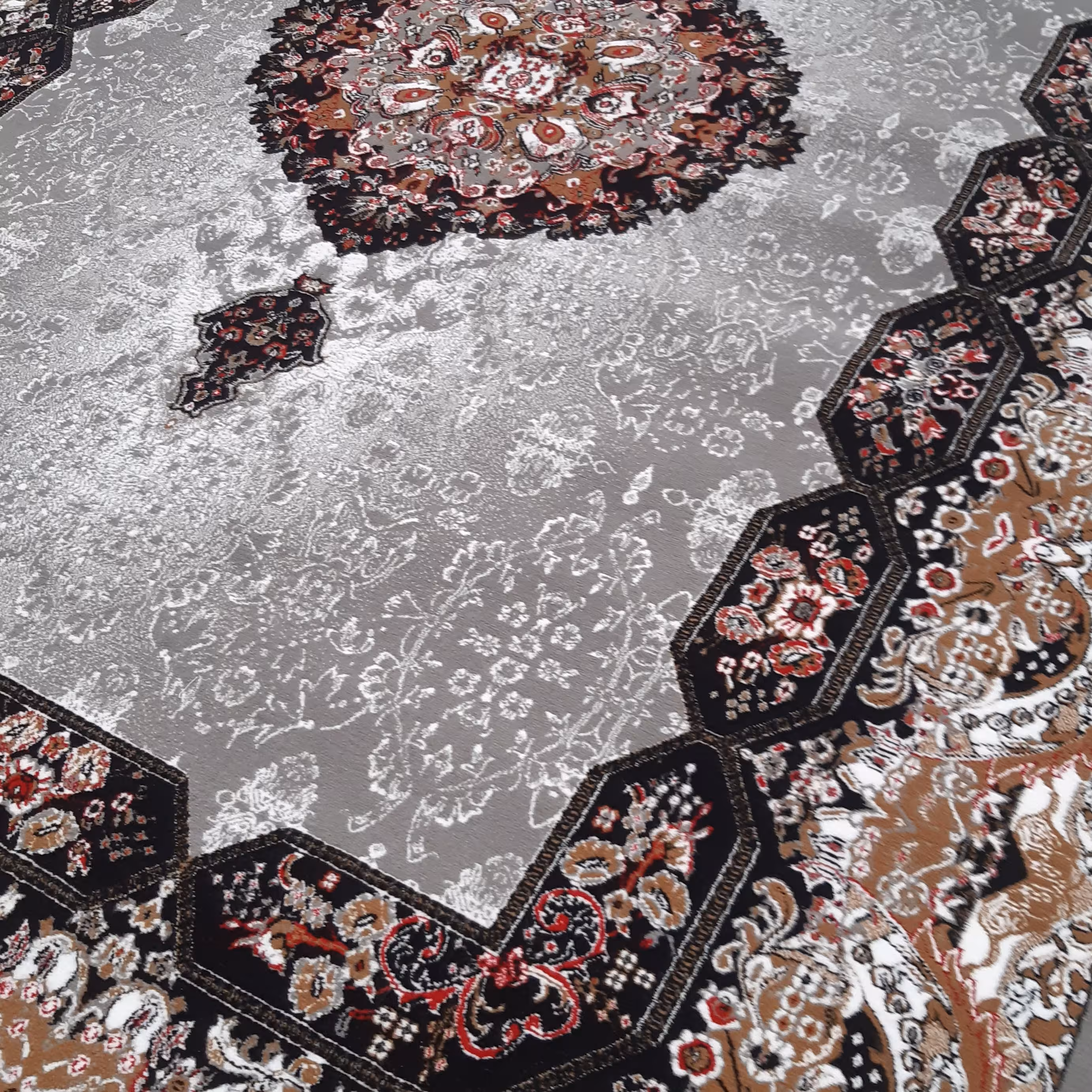 فرش  6متری مناسب اشپزخانه 440 شانه (پس کرایه)