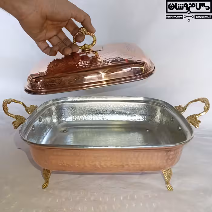 سوفله خوری مسی مستطیلی زنجان | مرغ خوری مس درب دار دسته برنجی پایه کوتاه سایز 2 قطر 26*30 | مدل کترینگ