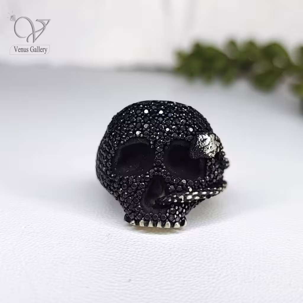 انگشتر نقره سیاه قلم طرح اسکلت کد 4019