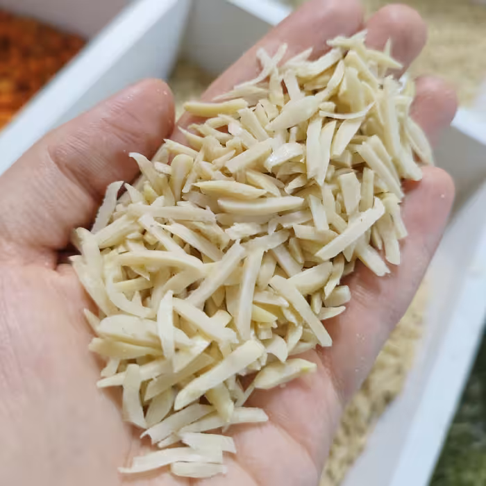 خلال بادام زمینی تازه و تمیز (یک کیلو) 