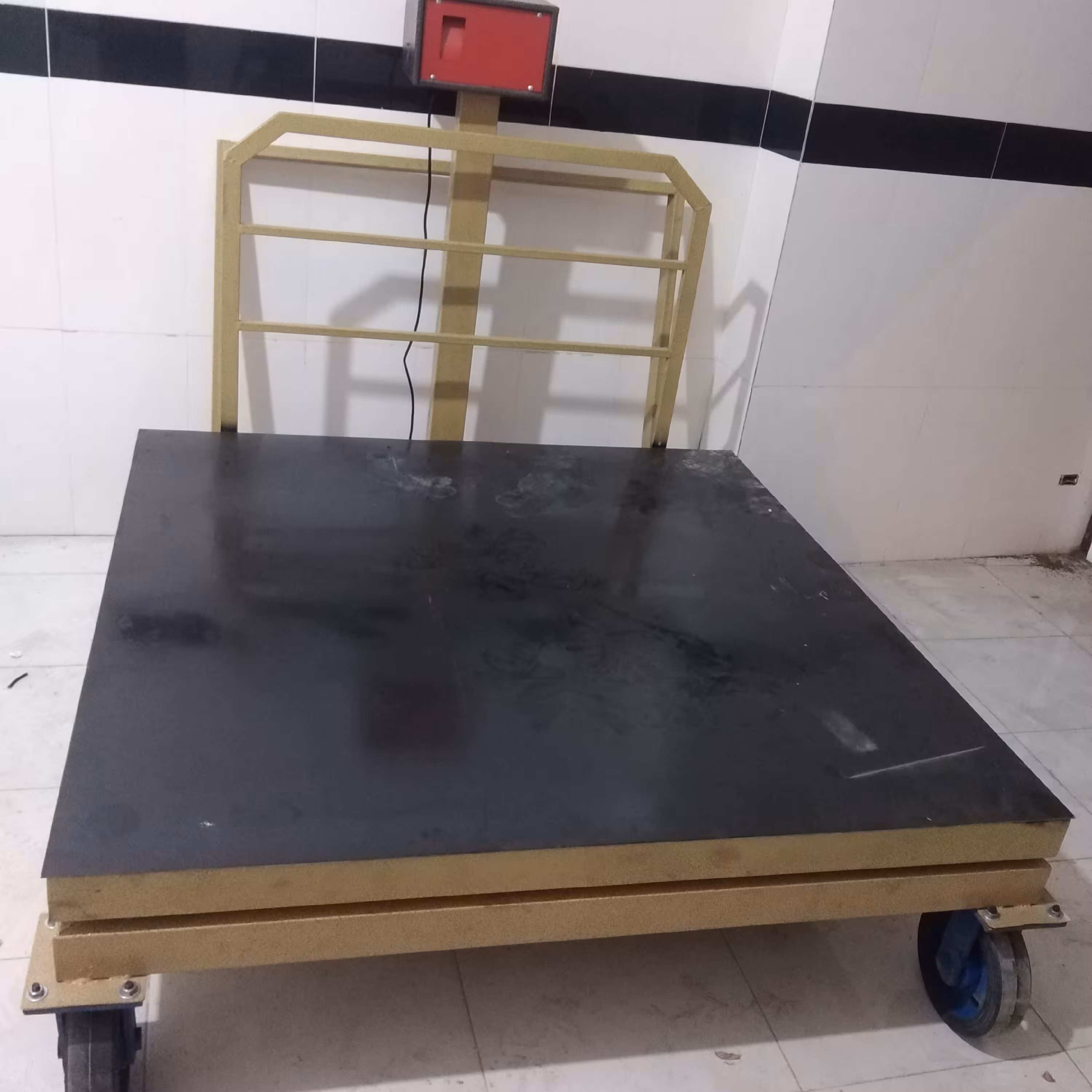 باسکول میدانی چهار لودسل کفه 150در150
