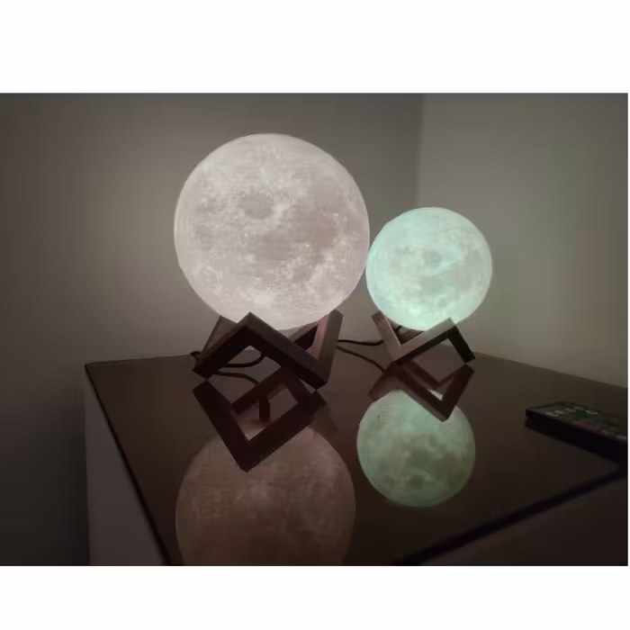 آباژور رومیزی مدل کره ماه L1