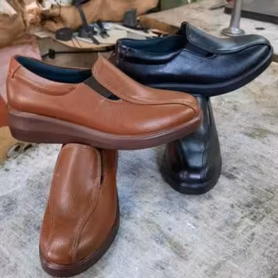 کفش طبی زنانه