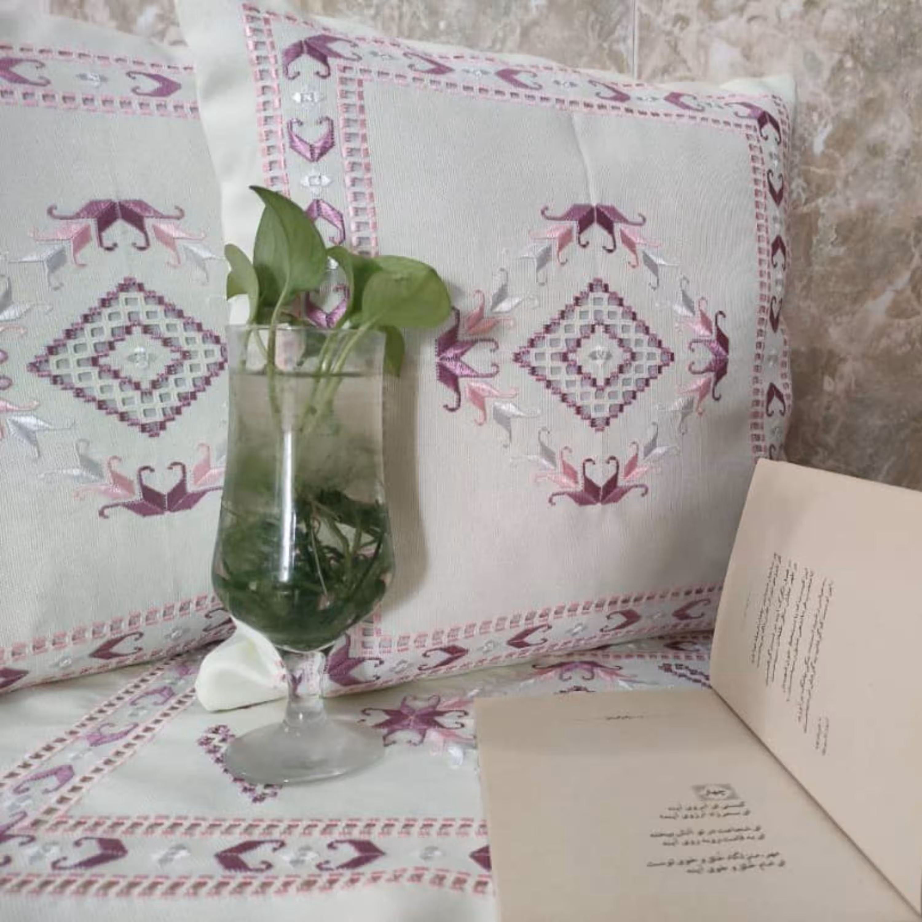 ست رانر وکاور کوسن خامه دوزی RBS0101 غرفه روژنااک