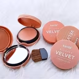 رژگونه ولوت کاریته ا karite VELVET matte