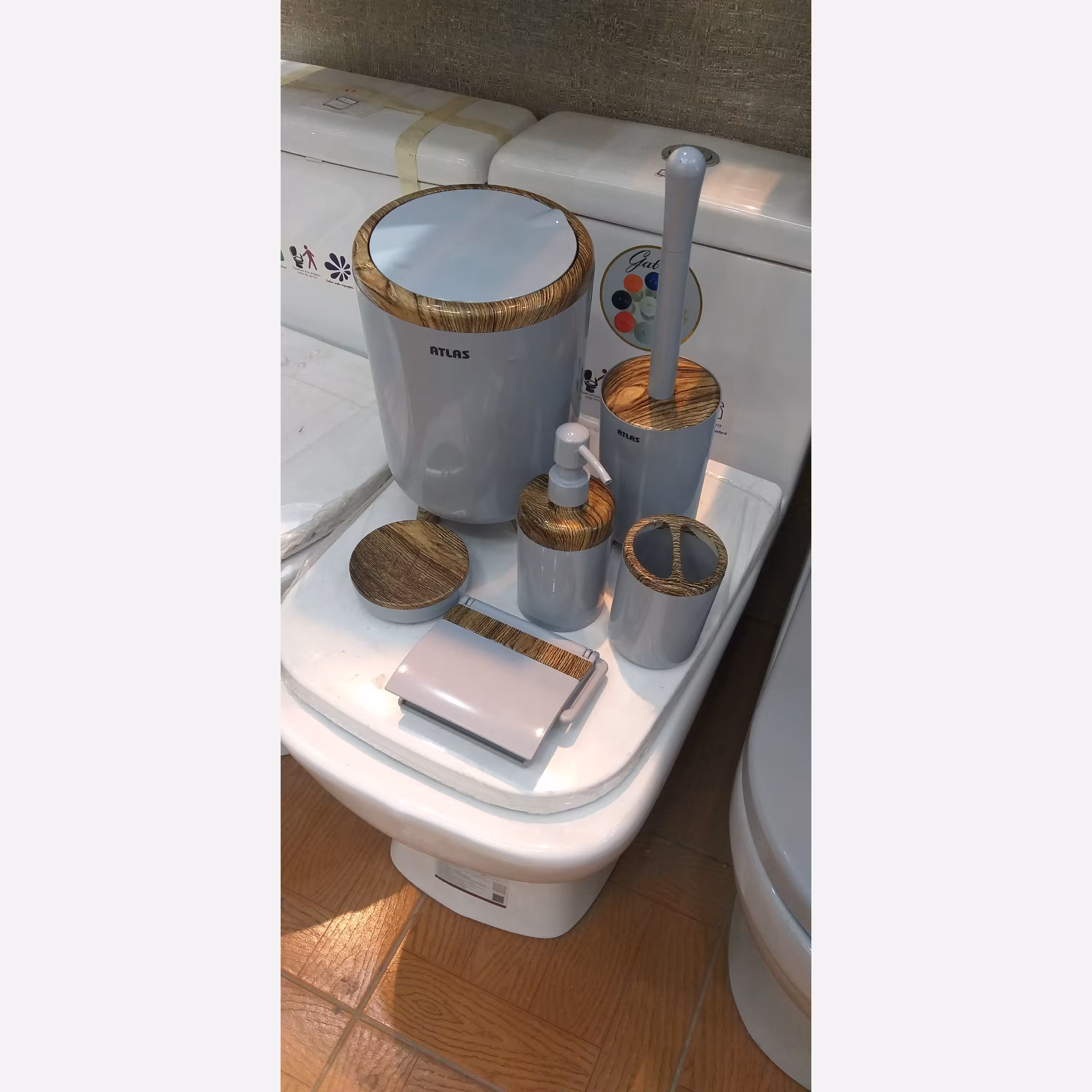 ست 6 پارچه سرویس بهداشتی اطلس طرح چوب