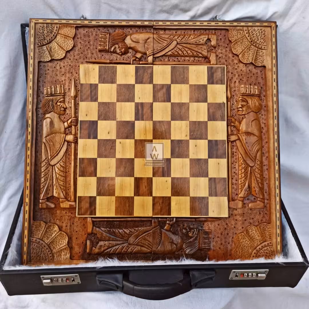 تخته نرد معرق منبت چوبی طرح سرباز هخامنشی کد 102247