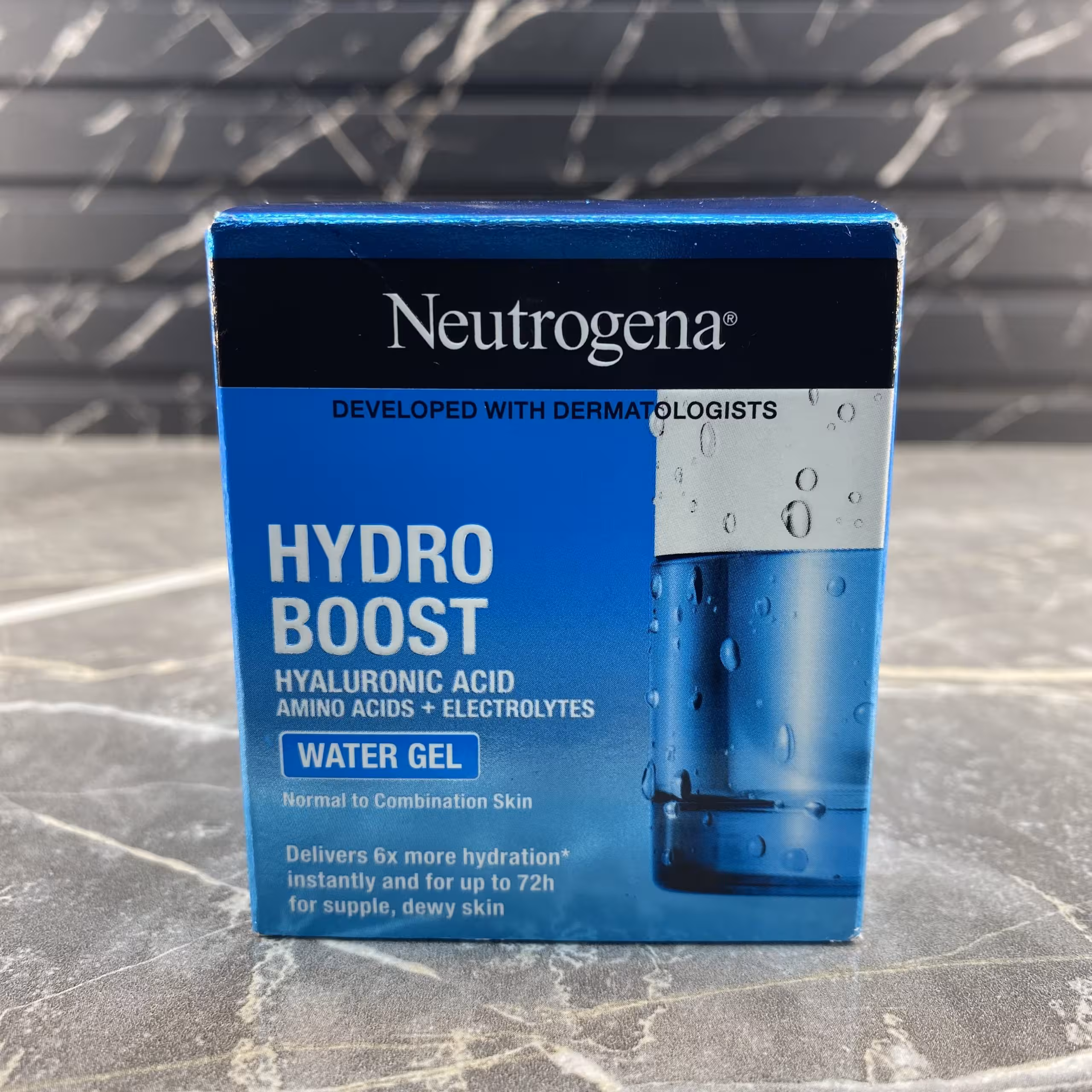 واتر ژل آبرسان نوتروژینا سری Hydro Boost مناسب پوست های معمولی و مختلط 50 میل