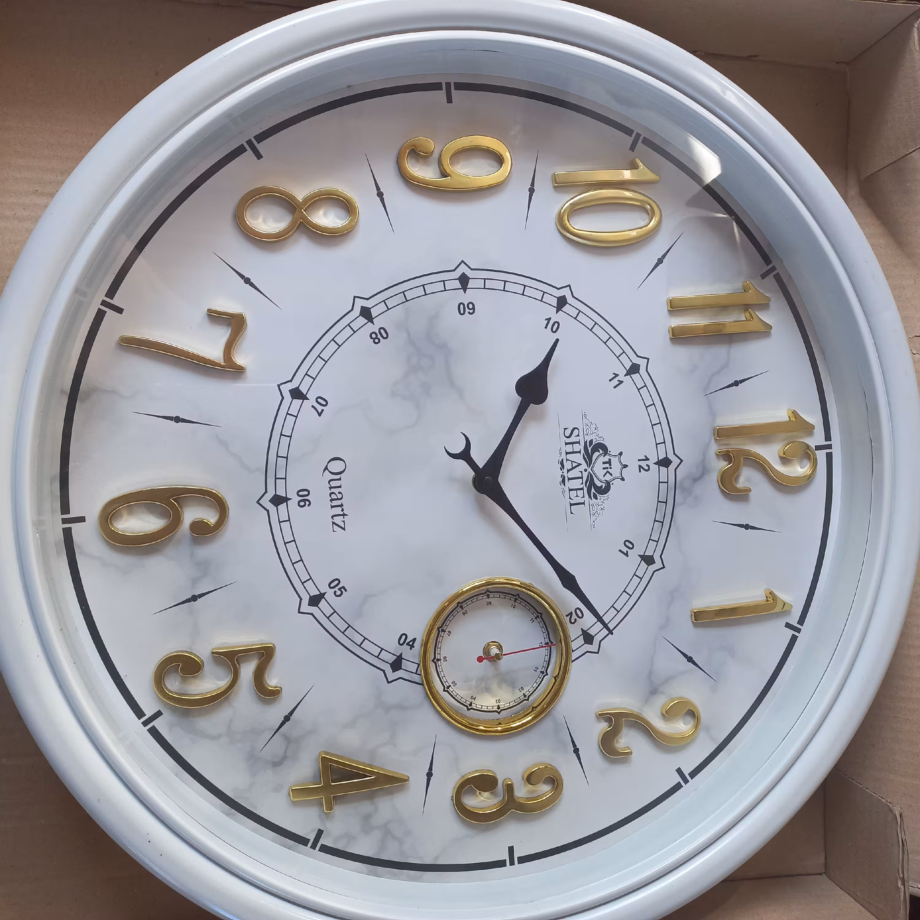 ساعت دیواری 