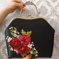 کیف روباندوزی (پس کرایه)