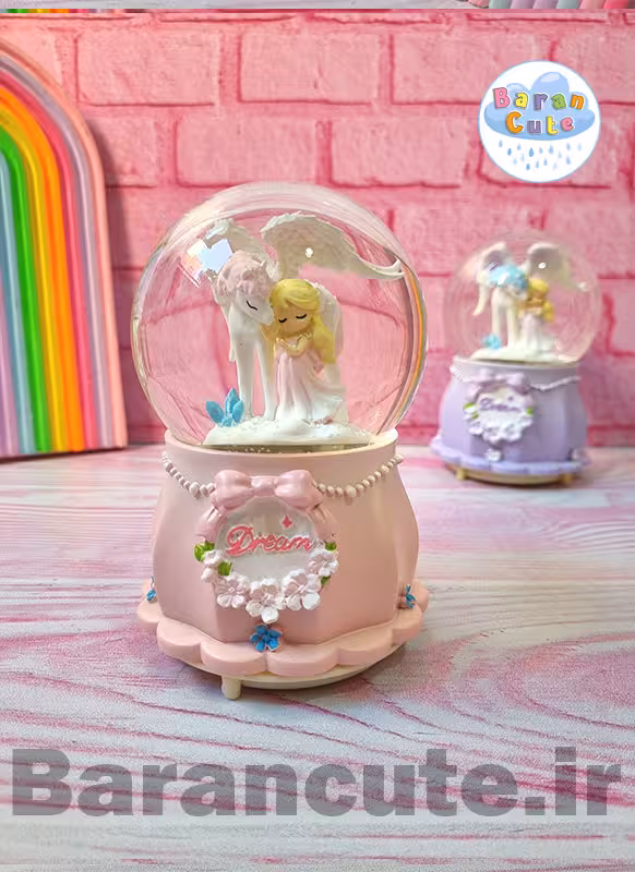 گوی موزیکال پمپی برفی چراغ دار سایز بزرگ طرح فرشته و اسب بالدار صورتی