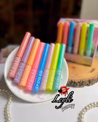 خط چشم رنگی پاستیلی مدل مویی برند faver beauty با کیفیت عالی در 8 رنگ جذاب ترند مخصوص میکاپ رنگی بهار و تابستان