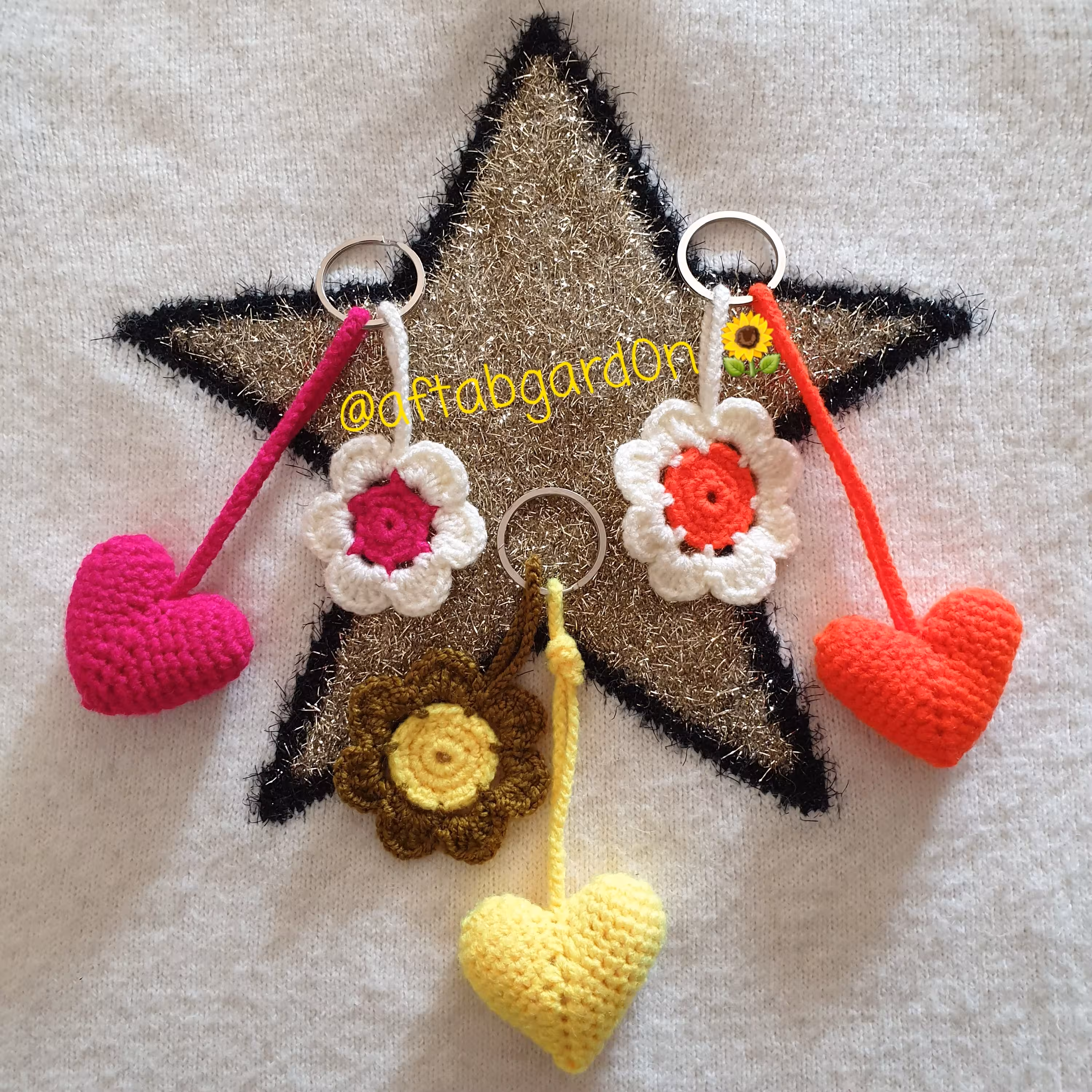 6 عدد جاکلیدی قلب و گل ( آویز کیف)