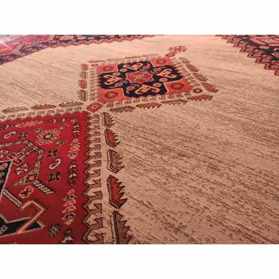 فرش ماشینی زمرد مشهد مدل کهنه نما زمینه لاکی