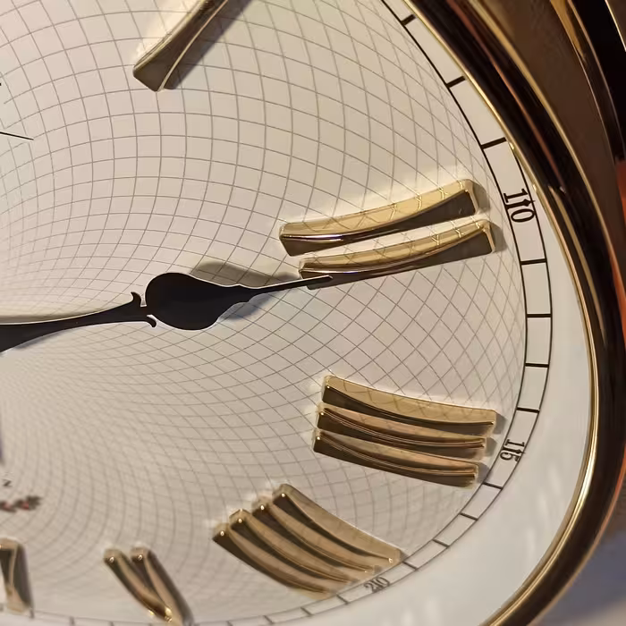 ساعت دیواری سیتی زن مدل 060