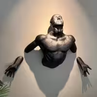 مجسمه بدن انسان بزرگ