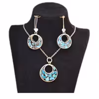 نیم ست نقره زنانه فیروزه کوب کد ZIF150 عیار نقره 925 تراشه سنگ فیروزه نیشابور طول زنجیر نقره 55 سانتیمتر وزن زنجیر نقره  2.40 گرم