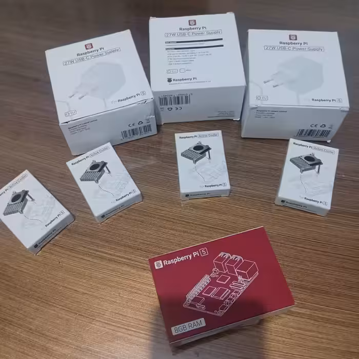 برد اورجینال رزبری پای 5   رم 8  raspberry Pi 5   8G ( UK)