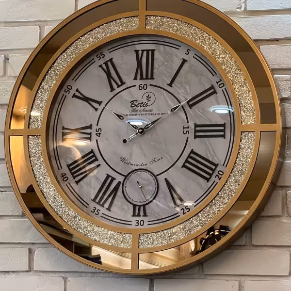 ساعت آینه ایی بتيس