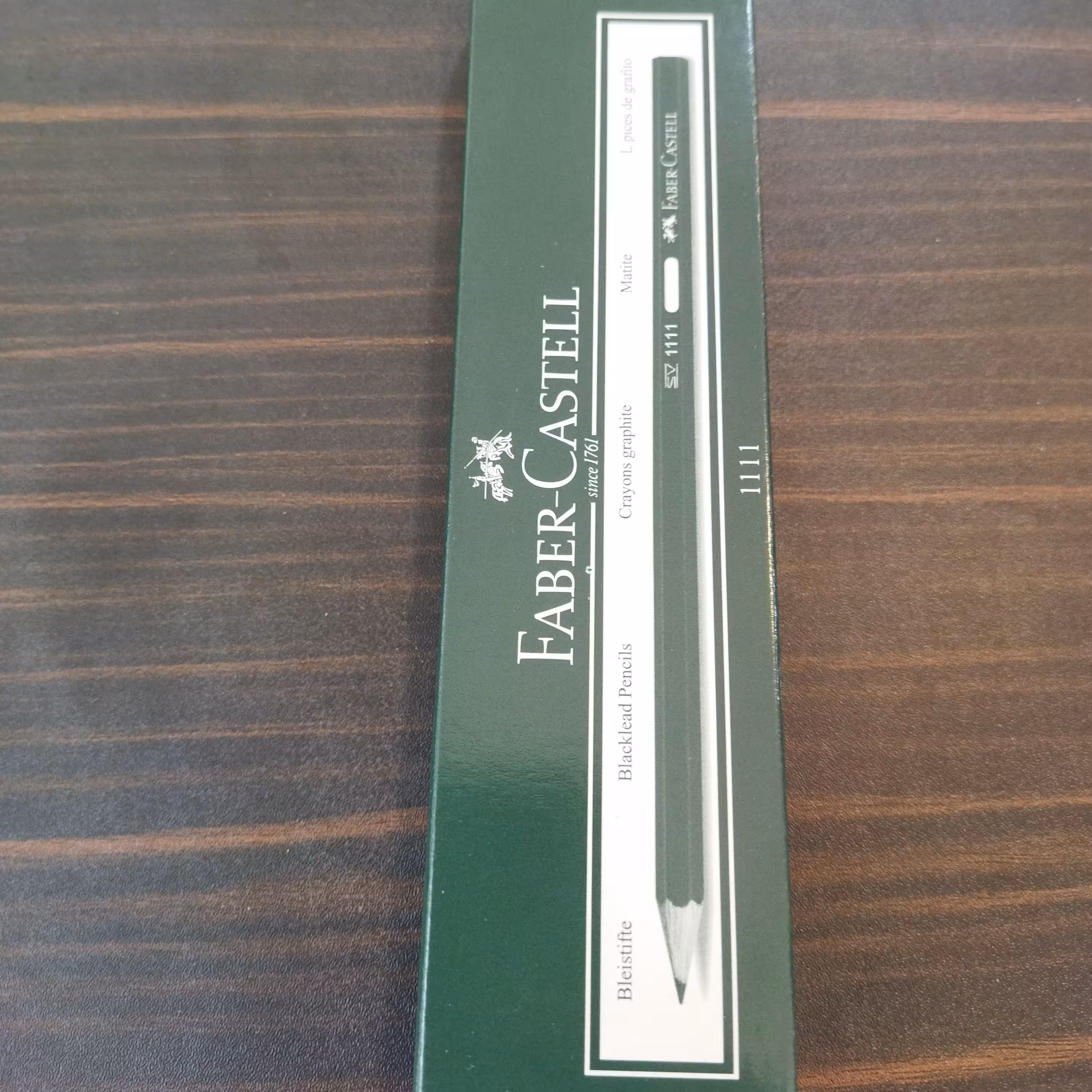 مداد مشکی 12 تایی فابرکاستل