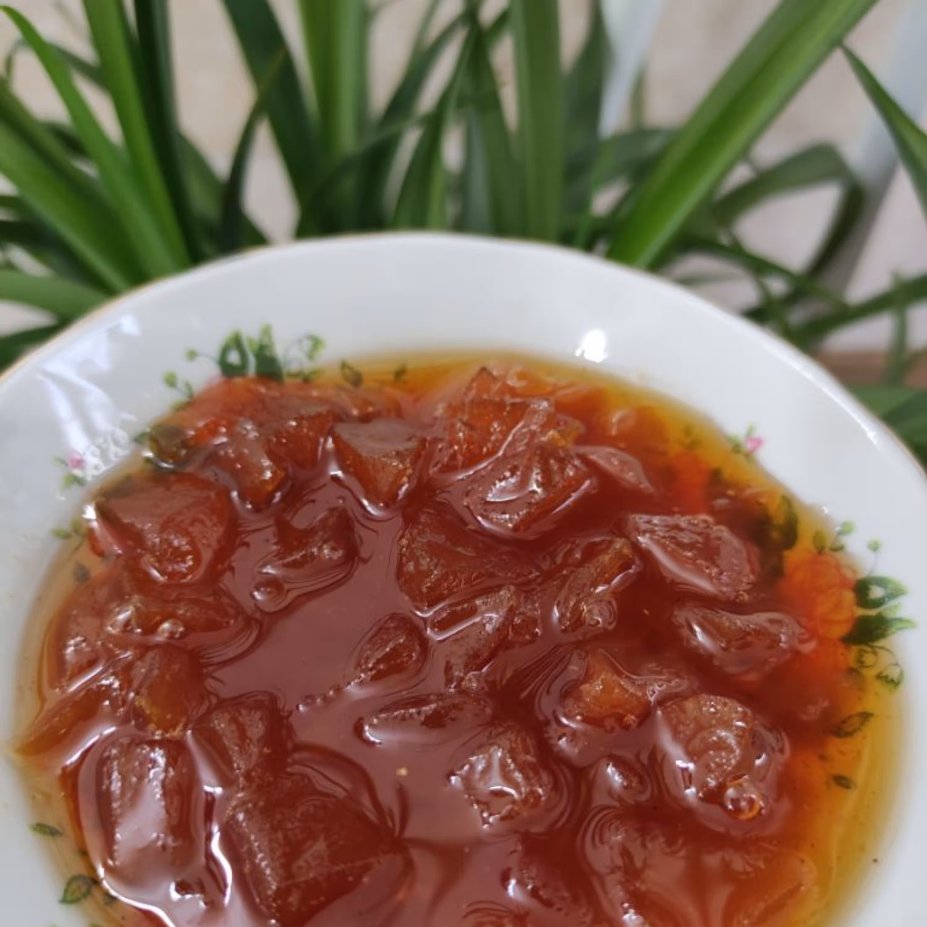 مربای سیب   زعفرانی خانگی نیم کیلویی