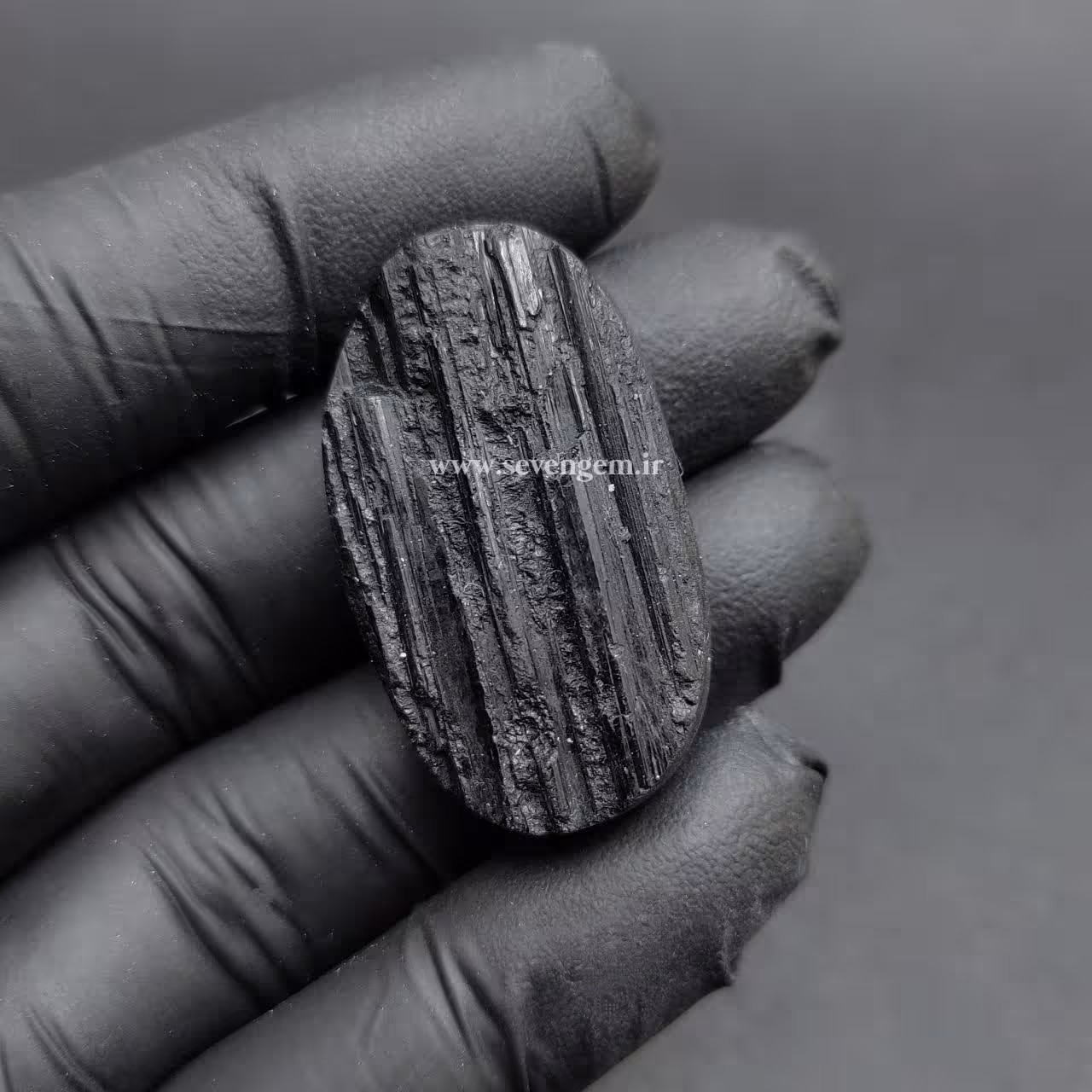 نگین تورمالین سیاه دروزی (کدA873)