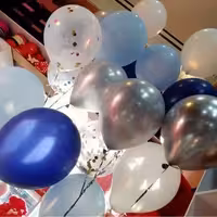 بادکنک هلیومی