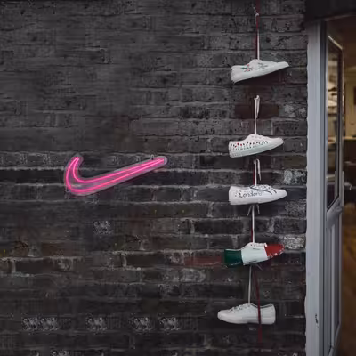 چراغ دیواری نئون دیزاین طرح Nike_PN
