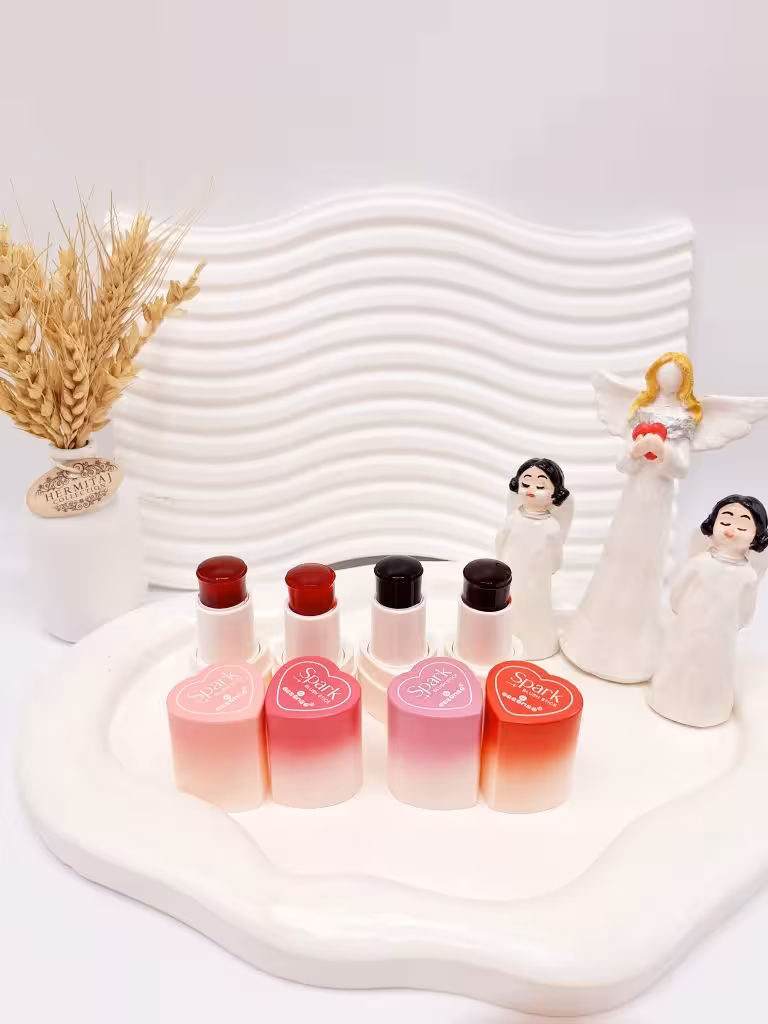 تینت لب ژله ای طرح قلبی برند اسنس کد GS257-B