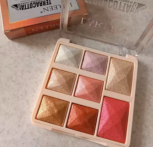 پالت رژگونه و هایلایتر لارن Lareen