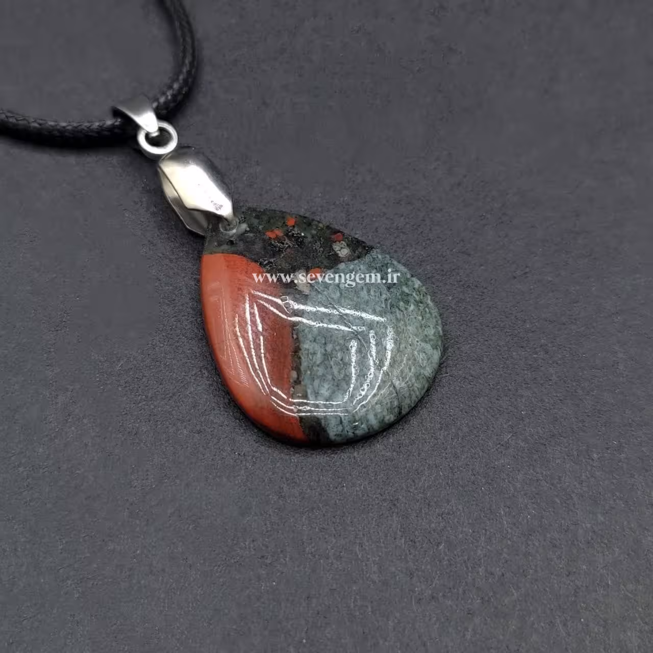 گردنبند سنگ خون (کدA892)