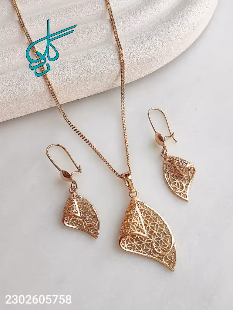 خرید نیمست زنانه مارک ژوپینگ طرح ظریف و پیچیده طلایی درخشان رنگ ثابت ضد حساسیت آبکاری شده کیفیت عالی کد 1715552 - ردگل