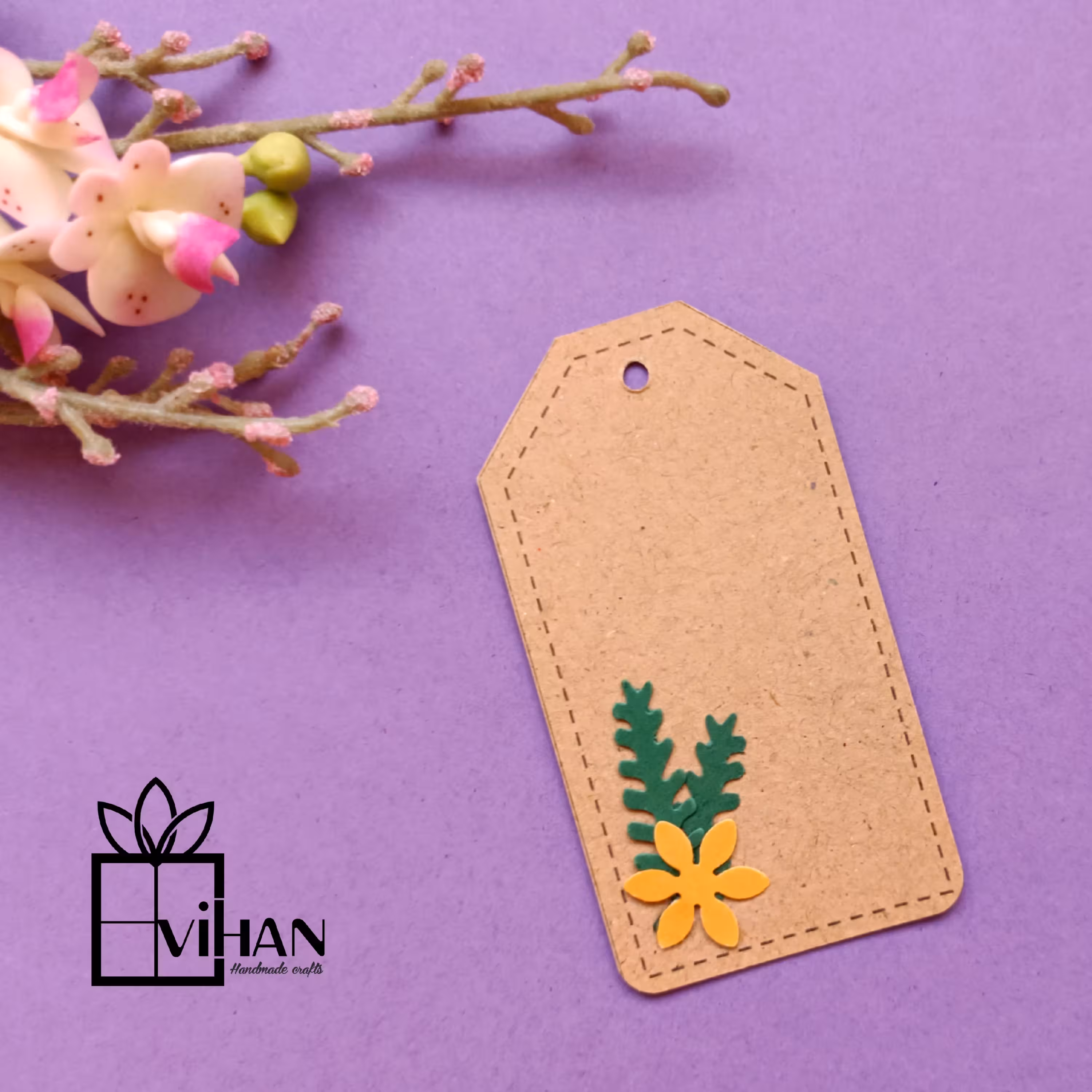 تگ کرافت طرح برجسته دستسازبسته 10 تایی