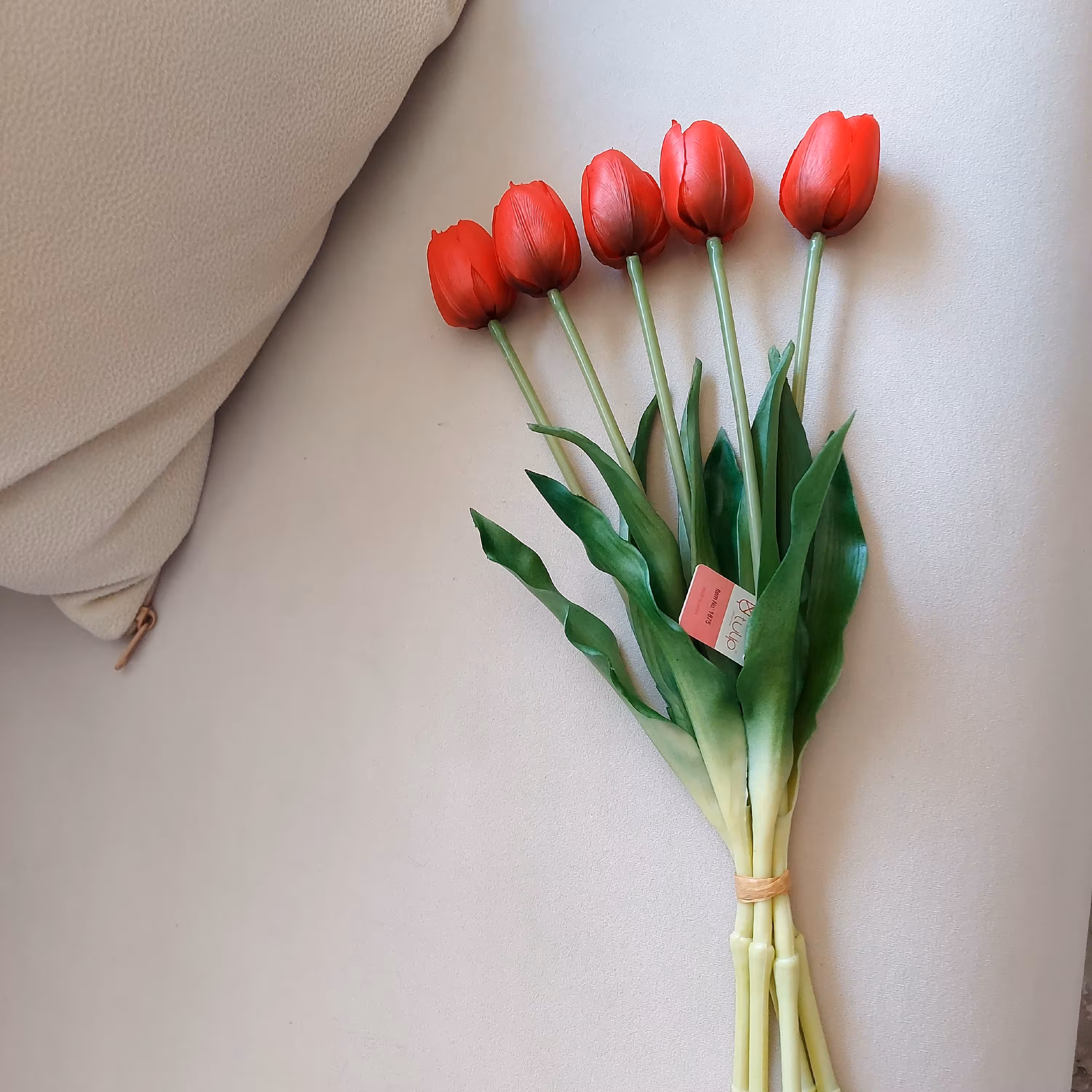 گل لاله مصنوعی