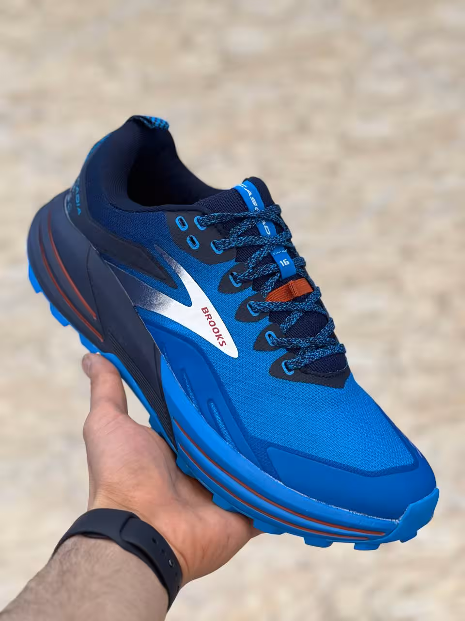 کتونی بروکس مدل کاسکادیا 16 | سایزبندی 40تا45