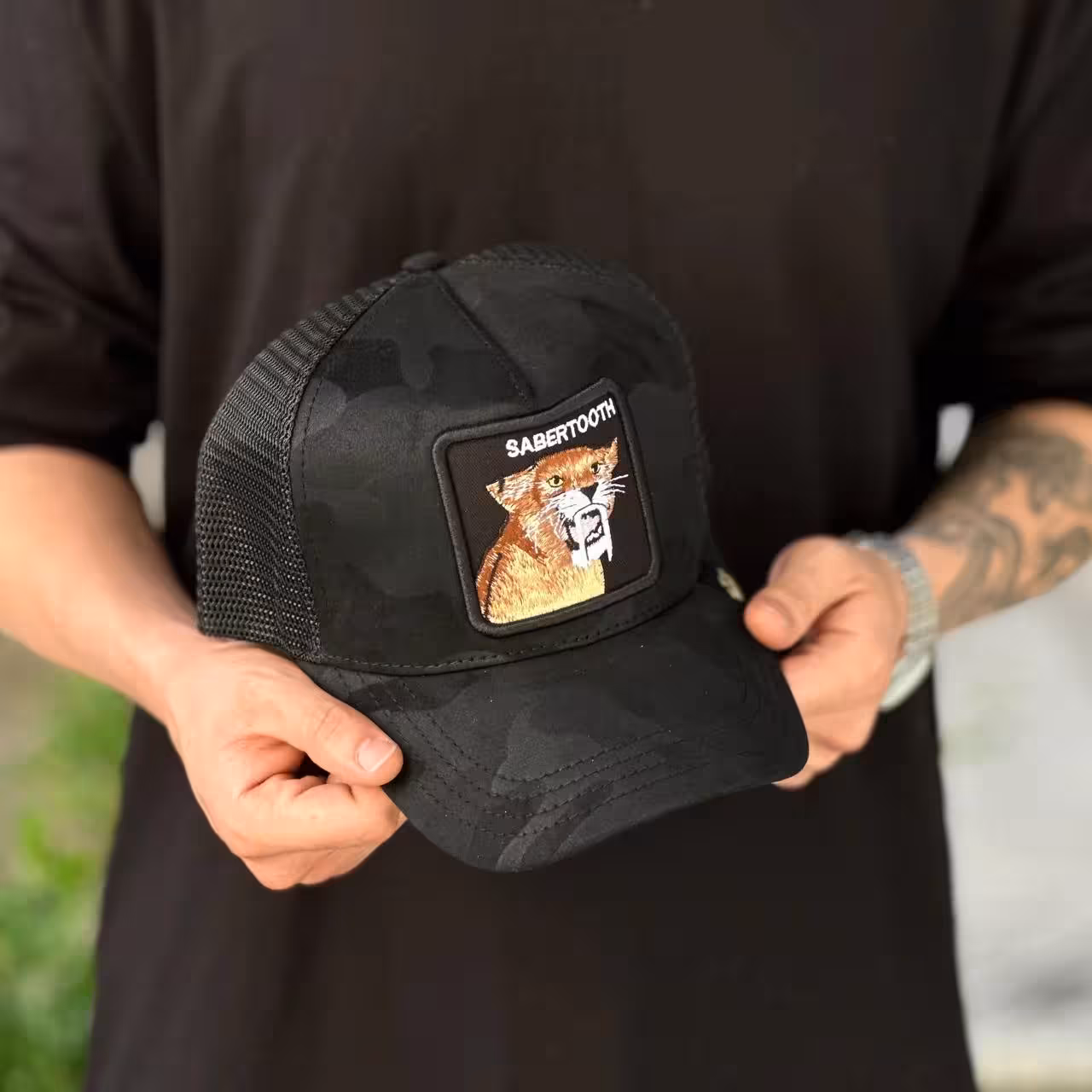 کلاه گورین sabertooth