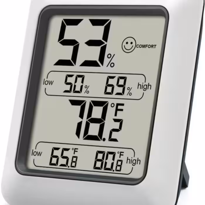 ترمومتر دیجیتال ThermoPro TP50 | اندازه‌گیری دما و رطوبت محیط داخلی | مجهز به صفحه نمایش LCD | نمایش سریع و دقیق شرایط محیطی ماکزیمم مینیمم | ابزار حرفه‌ای برای خانه، دفتر و محیط‌های آموزشی