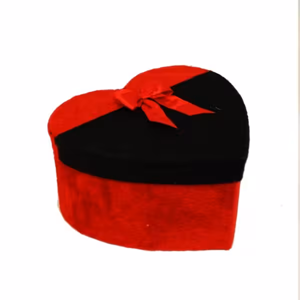 جعبه کادویی قلب قرمز مشکی کوچک